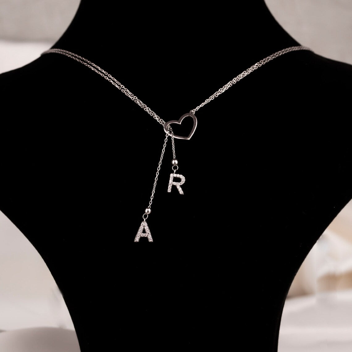 Personalized heart-shaped letter necklace